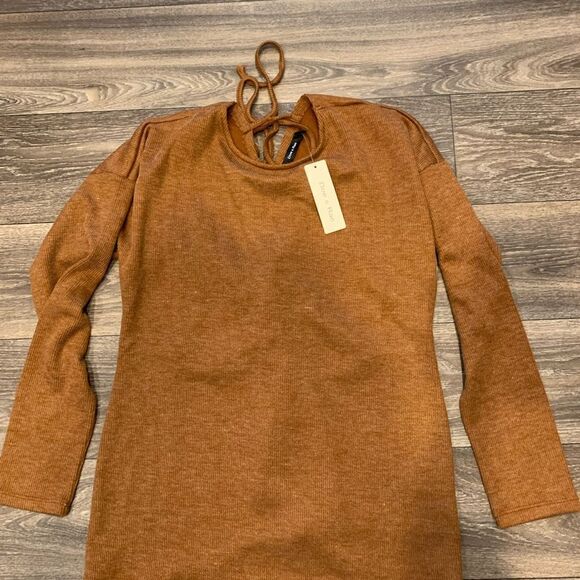 Doe + Rae Anthropologie Sweater.  Size: L. Crossover style on back - Picture 4 of 4